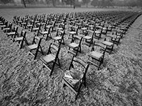 300 empty chairs that represent Minnesota traffic fatalities