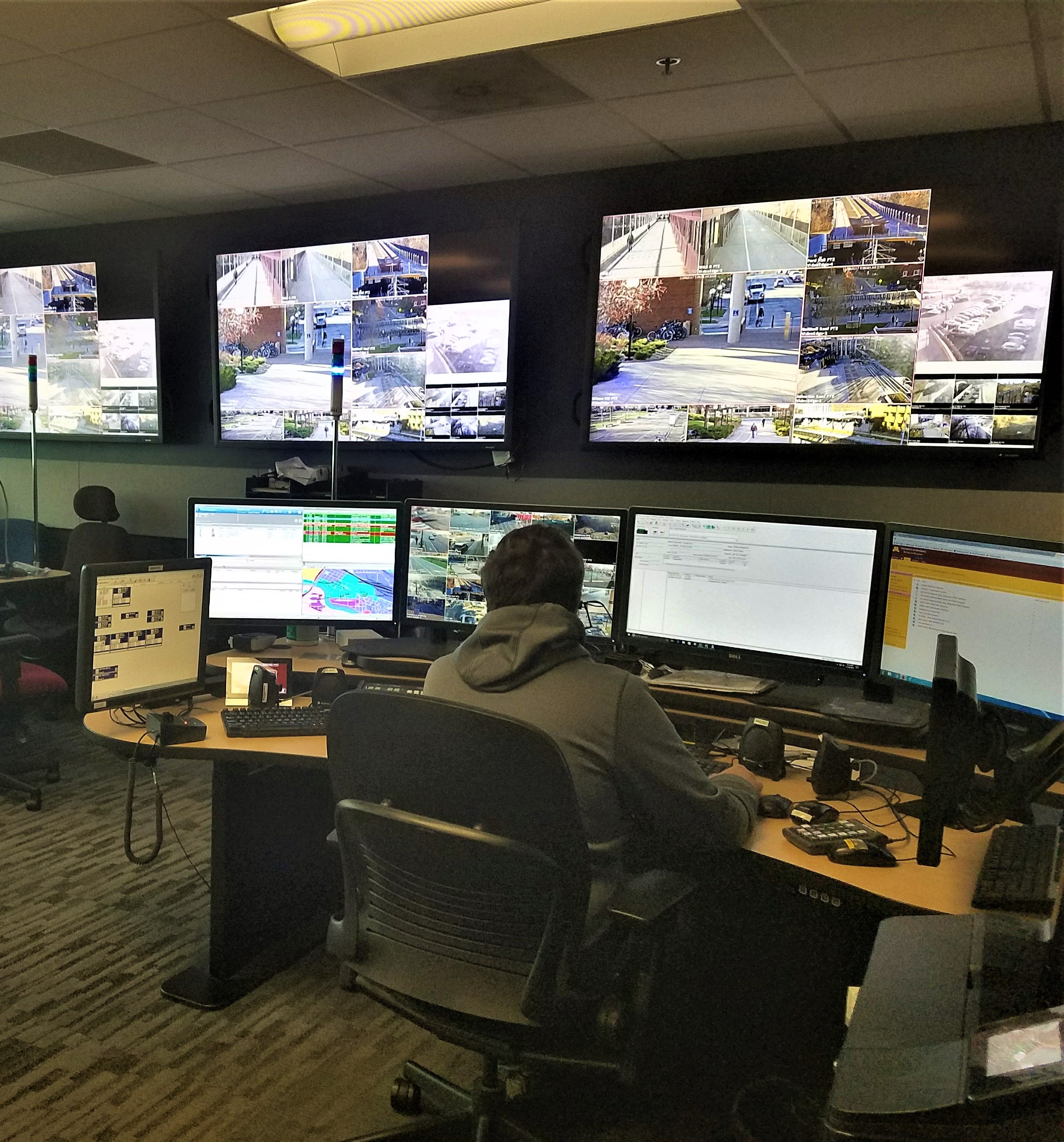 Image of Minnesota 911 Dispatch Center