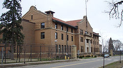 Photo of the prison in Bayport, Minn. 